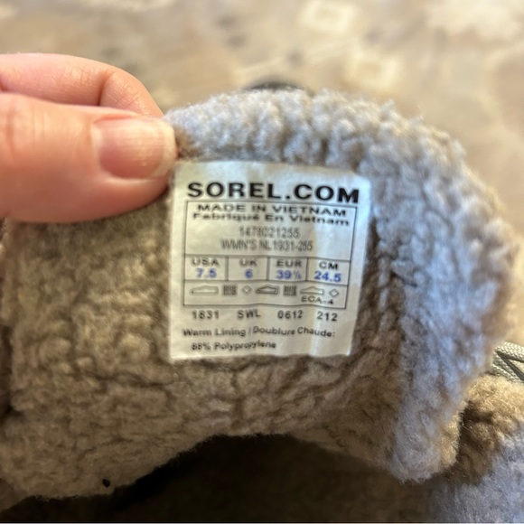 Women’s Sorel Blue Plaid Duck Boots Size 7.5 - Picture 7 of 7